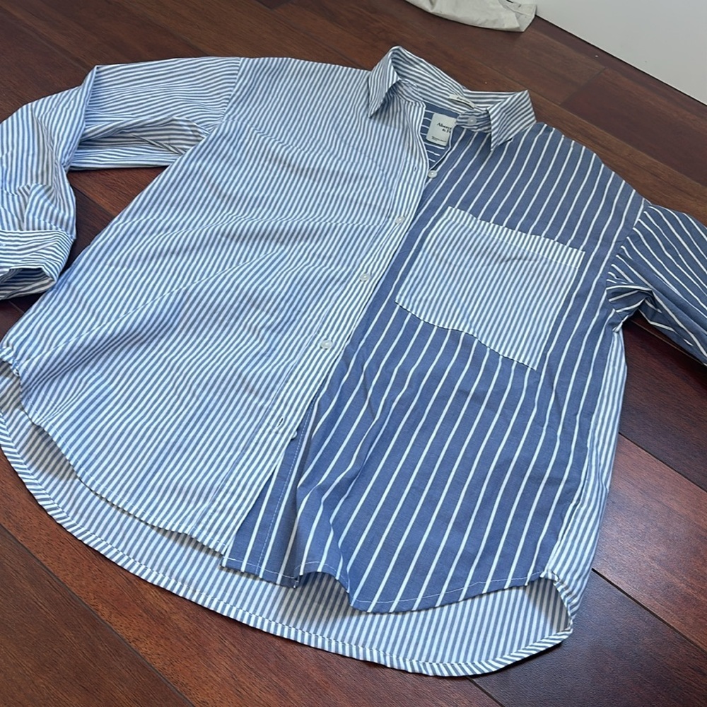 Abercrombie & Fitch Color Block Oversized Button … - image 5